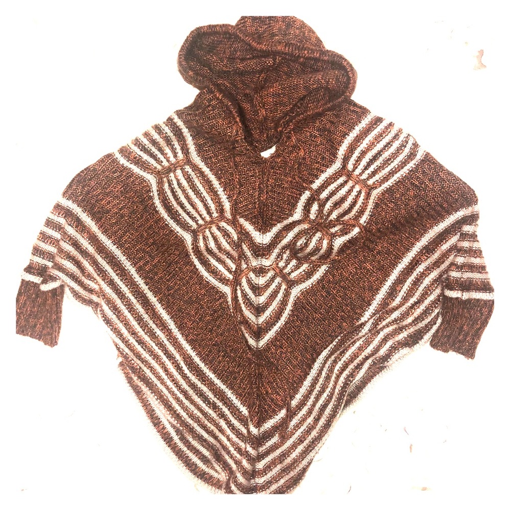 NWOT Poncho with sleeves size M
